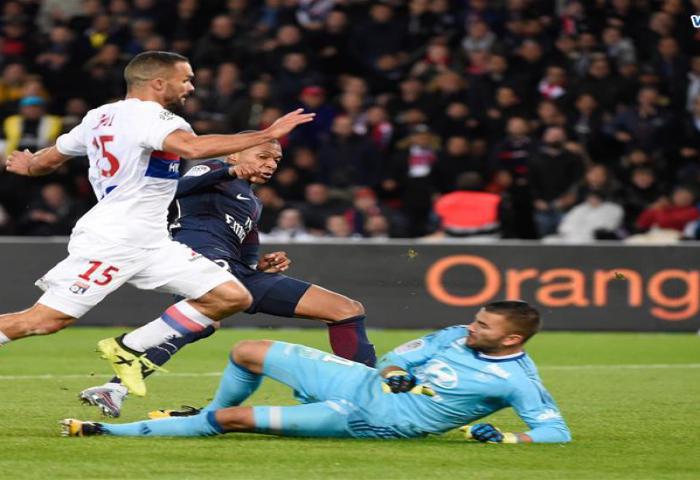 PSG Kalahkan Lyon 2-0